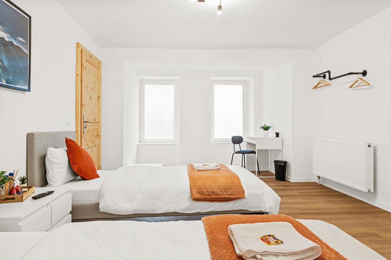 2 Zimmer Apartments, 4 Betten, Vollmoebliert,Zentrale Lage Am S-Bahnhof 柏林 外观 照片